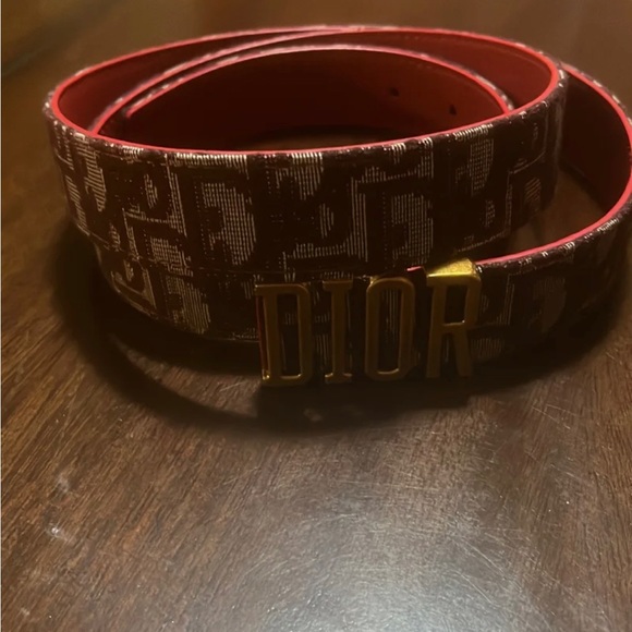 Dior belt red& gold brand new never been worn still in the box got it in Feb… - Picture 3 of 3